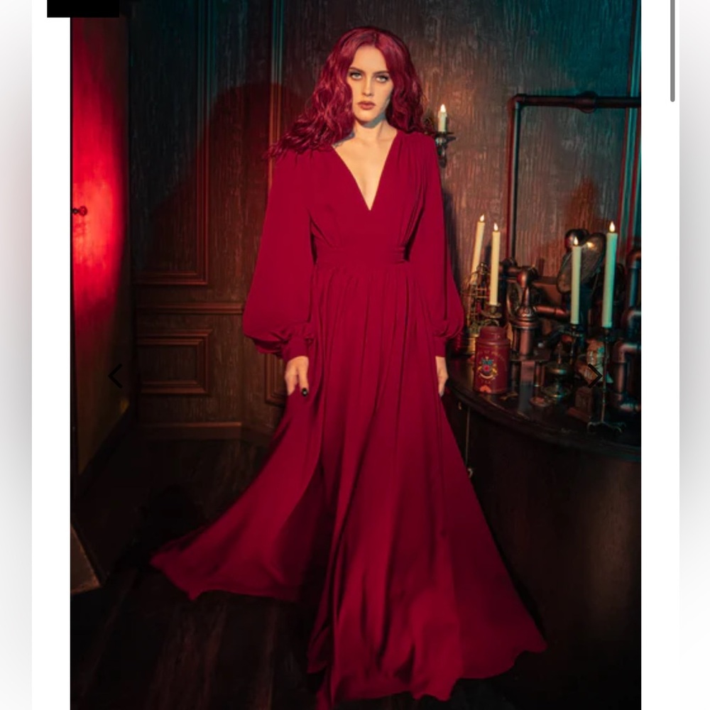 LFEN Belladonna Gown in Crimson